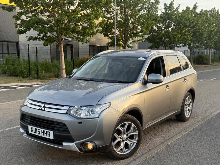 Mitsubishi Outlander 2.2 DI-D GX4 4WD Euro 5 (s/s) 5dr
