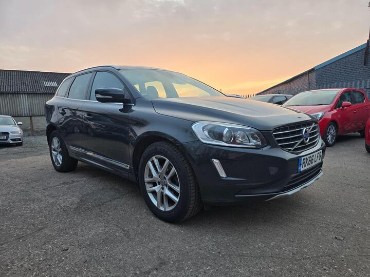 Volvo XC60 2.4 D4 SE Lux Nav AWD Euro 6 (s/s) 5dr