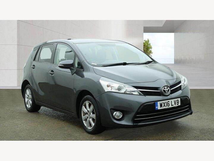 Toyota Verso 1.6 D-4D Icon Euro 6 (s/s) 5dr Toyota Verso 1.6 D-4D Icon Euro 6 (s/s) 5dr