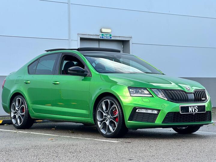 Skoda Octavia 2.0 TDI VRS Euro 6 (s/s) 5dr Skoda Octavia 2.0 TDI VRS Euro 6 (s/s) 5dr