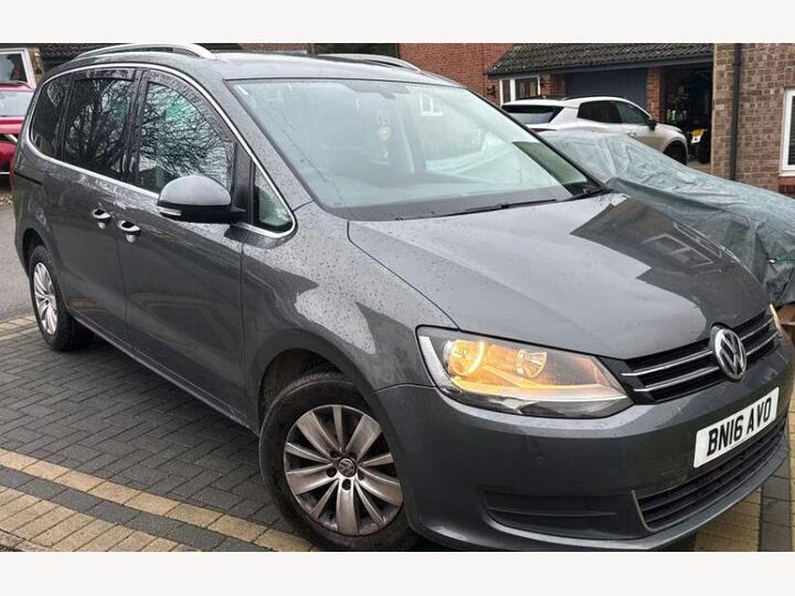 Volkswagen SHARAN 2.0 TDI BlueMotion Tech SE DSG Euro 6 (s/s) 5dr