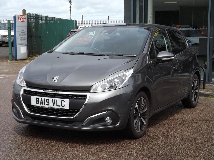 Peugeot 208 1.2 PureTech Tech Edition Euro 6 (s/s) 5dr