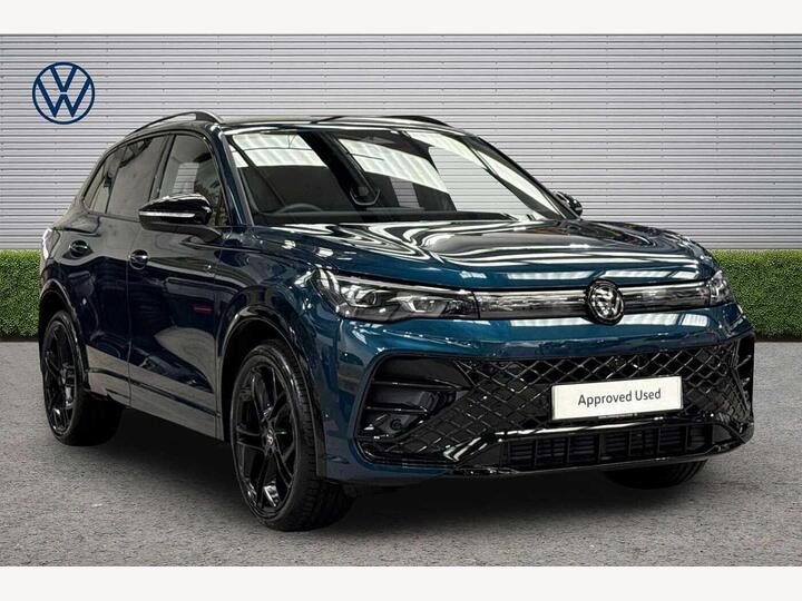 Volkswagen Tiguan 2.0 TDI R-Line DSG Euro 6 (s/s) 5dr Volkswagen Tiguan 2.0 TDI R-Line DSG Euro 6 (s/s) 5dr