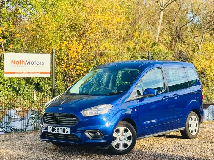 Ford Tourneo Courier 1.0 EcoBoost Zetec Euro 6 5dr Ford Tourneo Courier 1.0 EcoBoost Zetec Euro 6 5dr