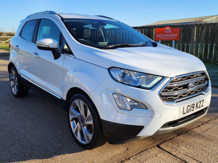 Ford EcoSport 1.0T EcoBoost Titanium Euro 6 (s/s) 5dr Ford EcoSport 1.0T EcoBoost Titanium Euro 6 (s/s) 5dr