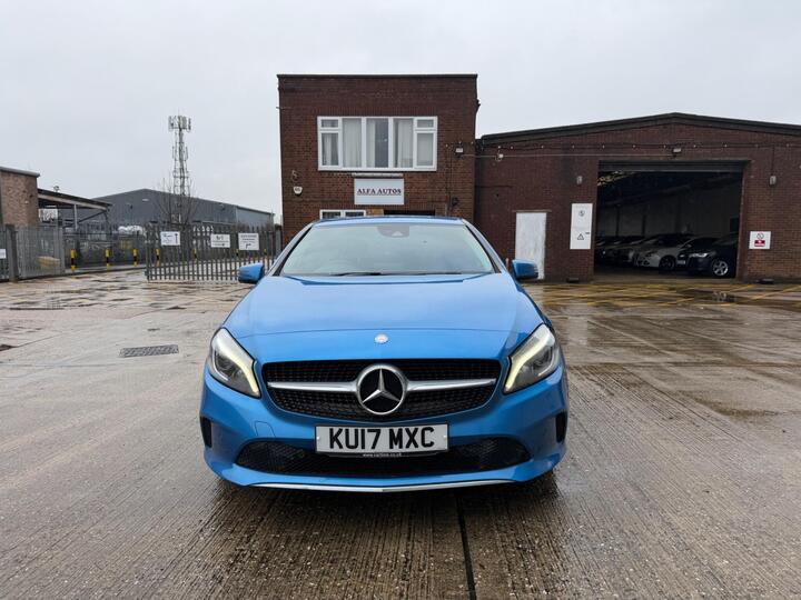 Mercedes-Benz A Class 2.1 A200d Sport (Premium) 7G-DCT Euro 6 (s/s) 5dr