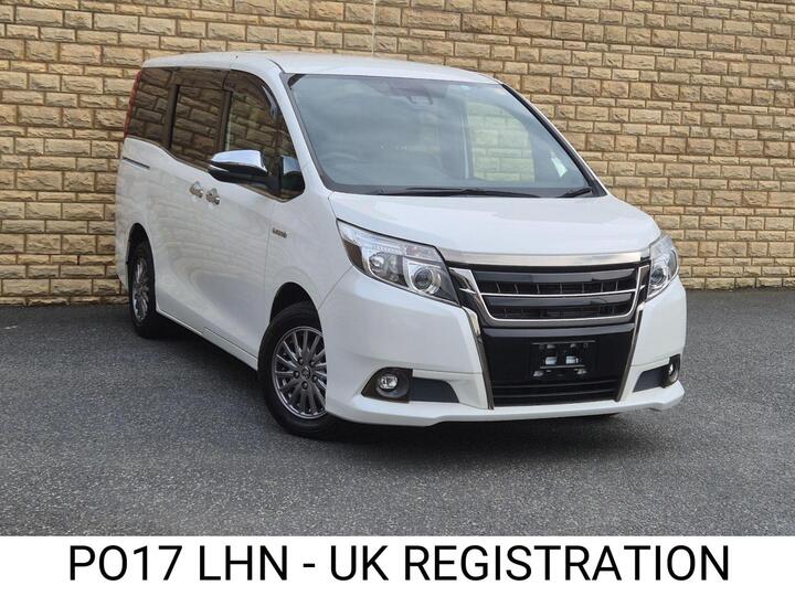 Toyota Voxy 1.8 Petrol Hybrid Automatic 7 Seater MPV