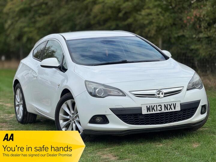 Vauxhall Astra GTC 2.0 CDTi SRi Euro 5 (s/s) 3dr