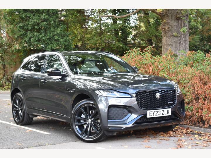 Jaguar F-PACE 2.0 P250i R-Dynamic SE Black Auto AWD Euro 6 (s/s) 5dr