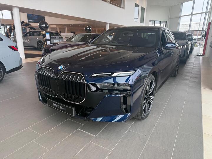 BMW 7 Series 3.0 750e 22.1kWh M Sport Auto XDrive Euro 6 (s/s) 4dr
