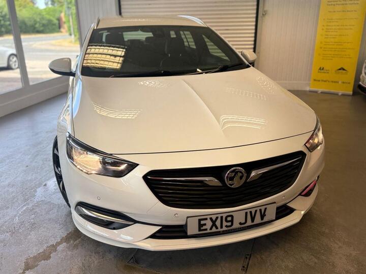 Vauxhall INSIGNIA 2.0 Turbo D BlueInjection SRi VX Line Nav Sports Tourer Auto Euro 6 (s/s) 5dr