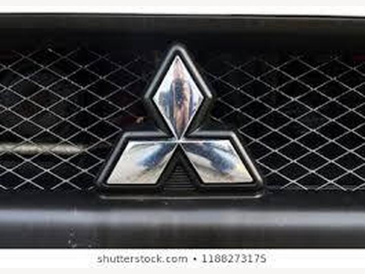 Mitsubishi Outlander 2.2 DI-D 3 Auto 4WD Euro 6 5dr Mitsubishi Outlander 2.2 DI-D 3 Auto 4WD Euro 6 5dr