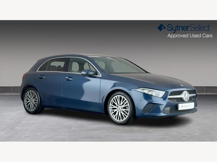 Mercedes-Benz A CLASS 1.3 A180 Sport Edition (Executive) 7G-DCT Euro 6 (s/s) 5dr Mercedes-Benz A CLASS 1.3 A180 Sport Edition (Executive) 7G-DCT Euro 6 (s/s) 5dr