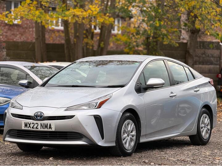 Toyota Prius 1.8 VVT-h Active CVT Euro 6 (s/s) 5dr Toyota Prius 1.8 VVT-h Active CVT Euro 6 (s/s) 5dr