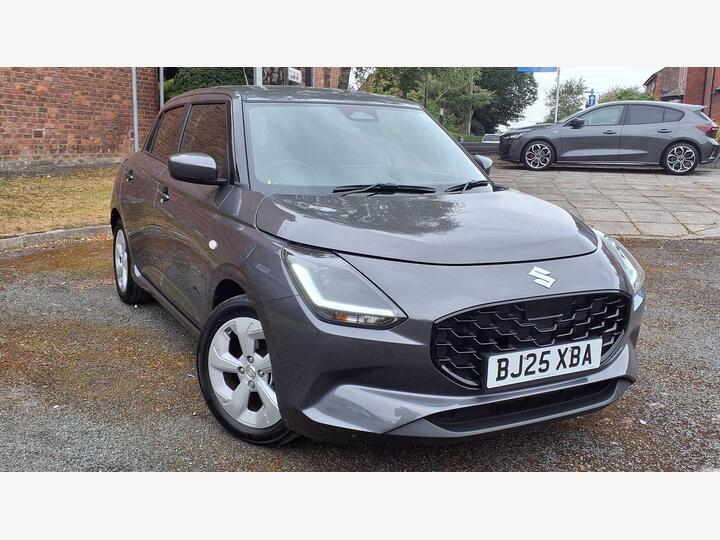 Suzuki SWIFT HATCHBACK 1.2 MHEV Motion CVT Euro 6 (s/s) 5dr Suzuki SWIFT HATCHBACK 1.2 MHEV Motion CVT Euro 6 (s/s) 5dr