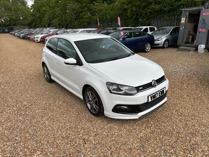Volkswagen Polo 1.0 TSI R-Line Euro 6 (s/s) 3dr Volkswagen Polo 1.0 TSI R-Line Euro 6 (s/s) 3dr