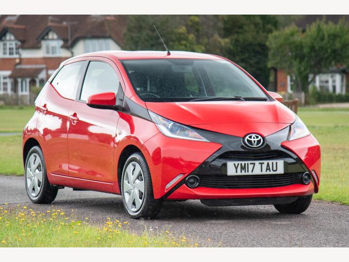 Toyota AYGO 1.0 VVT-i X-play Euro 6 5dr
