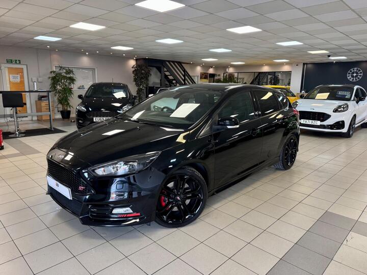 Ford Focus 2.0T EcoBoost ST-3 Euro 6 (s/s) 5dr