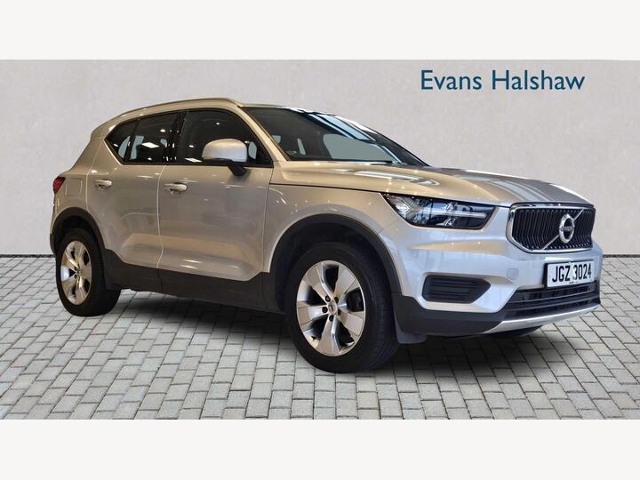 Volvo XC40 DIESEL ESTATE 2.0 D3 Momentum Euro 6 (s/s) 5dr