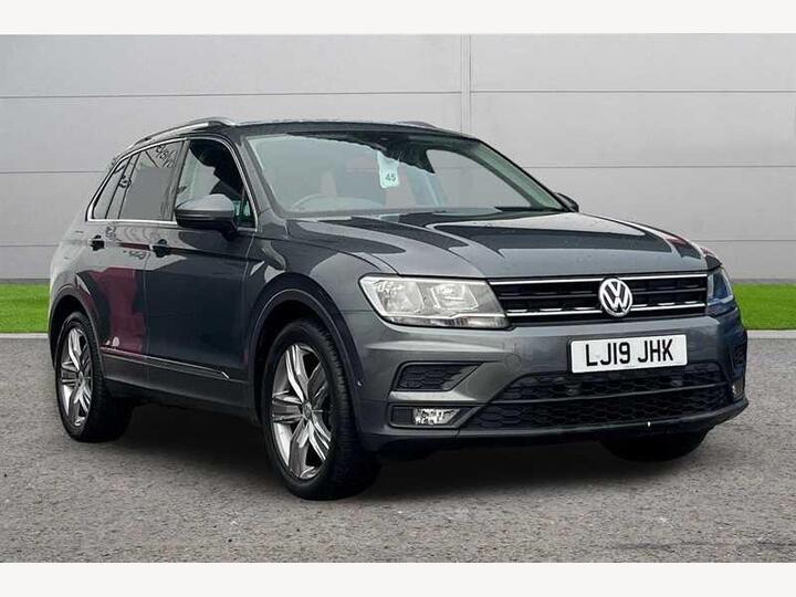Volkswagen Tiguan 2.0 TDI Match DSG Euro 6 (s/s) 5dr