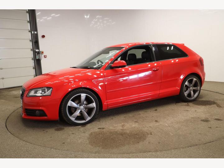 Audi A3 2.0 TDI Black Edition S Tronic Euro 5 (s/s) 3dr