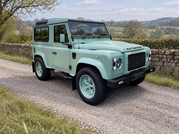 Land Rover Defender 90 2.2 TDCi XS Hard Top SUV 4WD SWB Euro 5 3dr