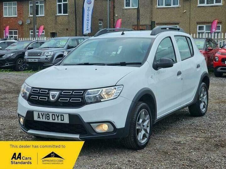 Dacia Sandero Stepway 1.5 DCi Laureate Euro 6 (s/s) 5dr Dacia Sandero Stepway 1.5 DCi Laureate Euro 6 (s/s) 5dr