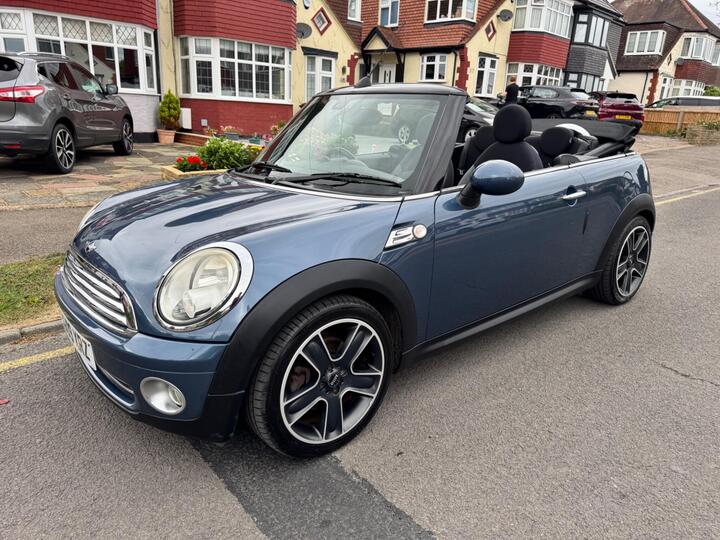 MINI Convertible 1.6 Cooper Auto Euro 4 2dr