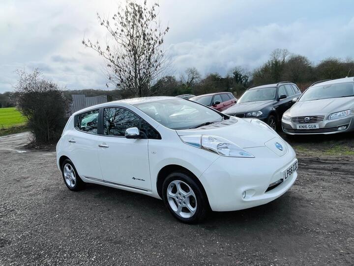 Nissan Leaf 30kWh Acenta Auto 5dr