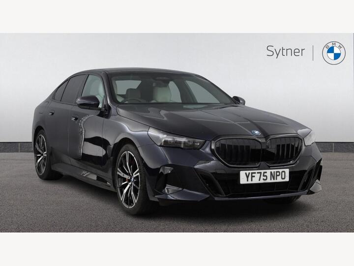 BMW 5 Series 3.0 550e 22.1kWh M Sport Pro Steptronic XDrive Euro 6 (s/s) 4dr BMW 5 Series 3.0 550e 22.1kWh M Sport Pro Steptronic XDrive Euro 6 (s/s) 4dr