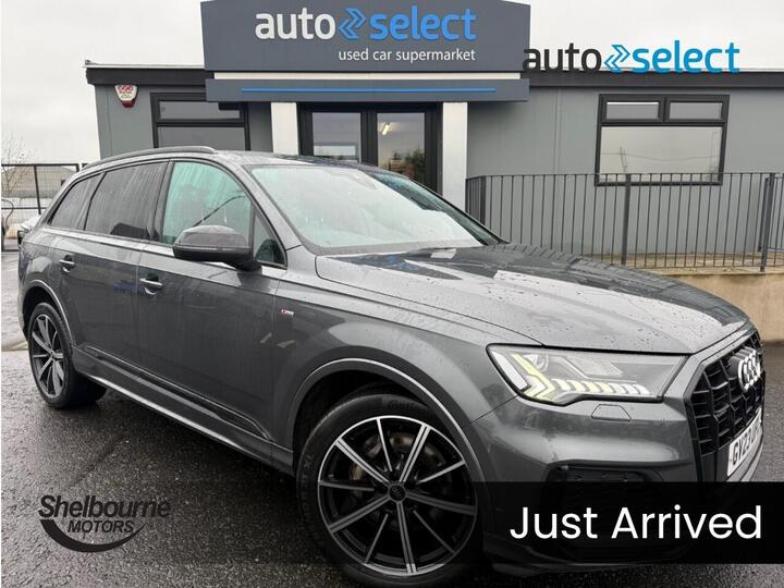 Audi Q7 3.0 TDI V6 50 Black Edition SUV 5dr Diesel Tipt 3.0 TDI V6 50 Black Edition Tiptronic Quattro Euro 6 (s/s) 5dr
