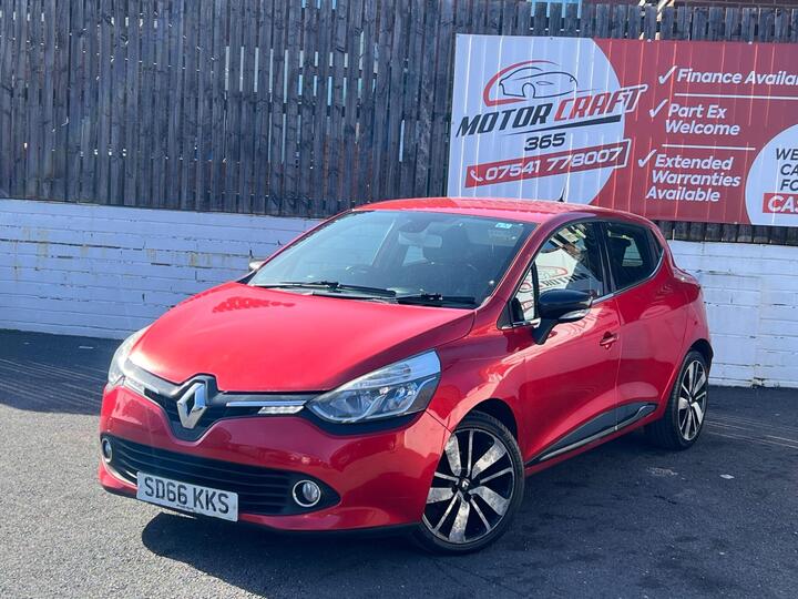 Renault Clio 1.5 DCi Dynamique S Nav Euro 6 (s/s) 5dr Renault Clio 1.5 DCi Dynamique S Nav Euro 6 (s/s) 5dr