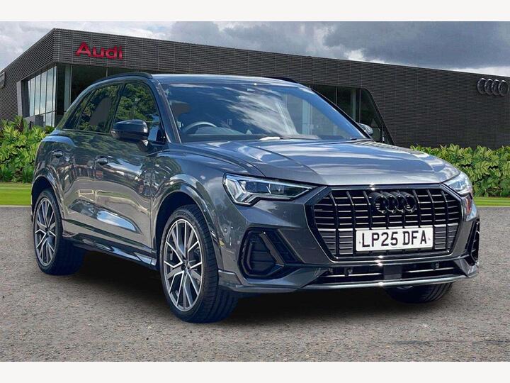 Audi Q3 1.5 TFSI CoD 35 Black Edition S Tronic Euro 6 (s/s) 5dr