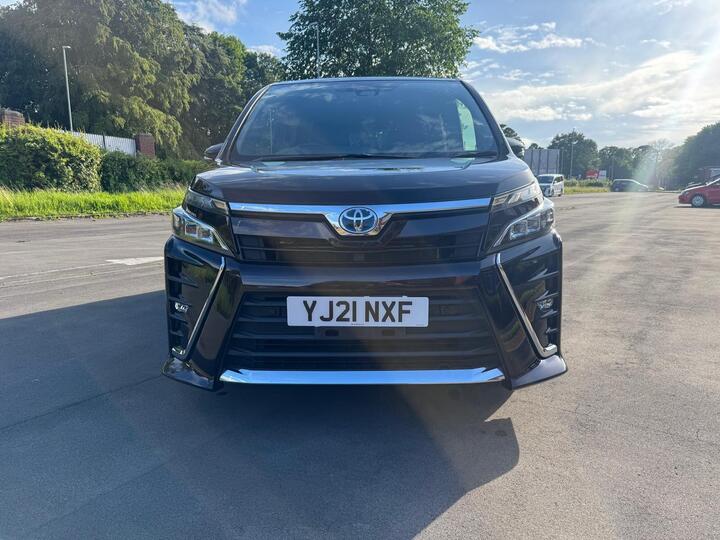 Toyota Voxy Toyota Voxy 1.8 Hybrid