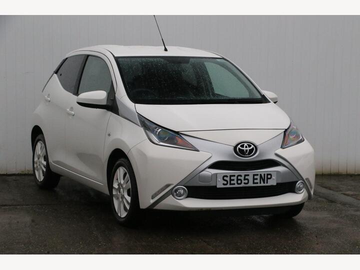 Toyota AYGO 1.0 VVT-i X-pure Euro 6 5dr Toyota AYGO 1.0 VVT-i X-pure Euro 6 5dr