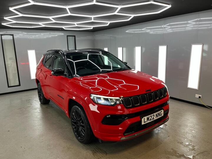 Jeep Compass 1.3 GSE T4 11.4kWh S Auto 4xe Euro 6 (s/s) 5dr Jeep Compass 1.3 GSE T4 11.4kWh S Auto 4xe Euro 6 (s/s) 5dr