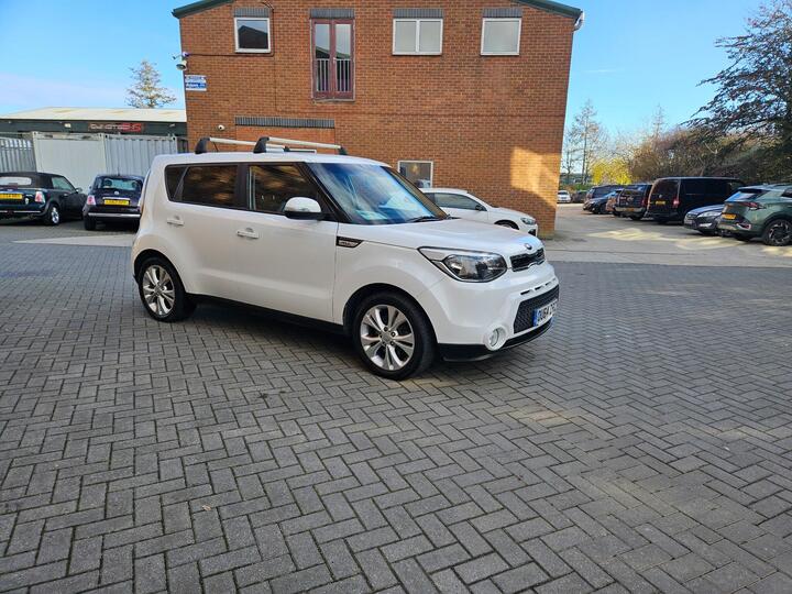 Kia Soul 1.6 GDi Connect Euro 5 5dr
