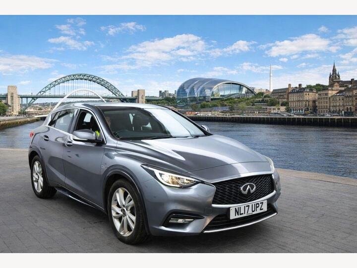 Infiniti Q30 2.2d Premium DCT AWD Euro 6 (s/s) 5dr