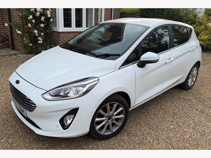 Ford Fiesta 1.0T EcoBoost Titanium Euro 6 (s/s) 5dr