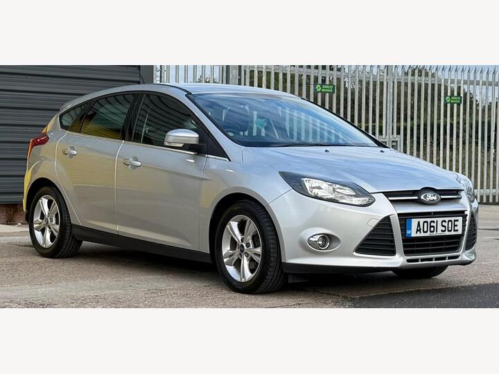 Ford Focus 1.6 Zetec Powershift Euro 5 5dr