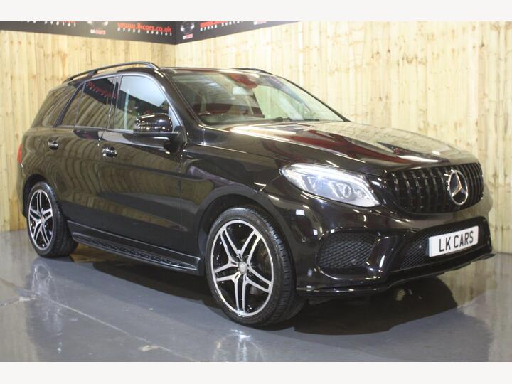 Mercedes-Benz GLE 3.0 GLE350d V6 AMG Line (Premium Plus) G-Tronic 4MATIC Euro 6 (s/s) 5dr Mercedes-Benz GLE 3.0 GLE350d V6 AMG Line (Premium Plus) G-Tronic 4MATIC Euro 6 (s/s) 5dr