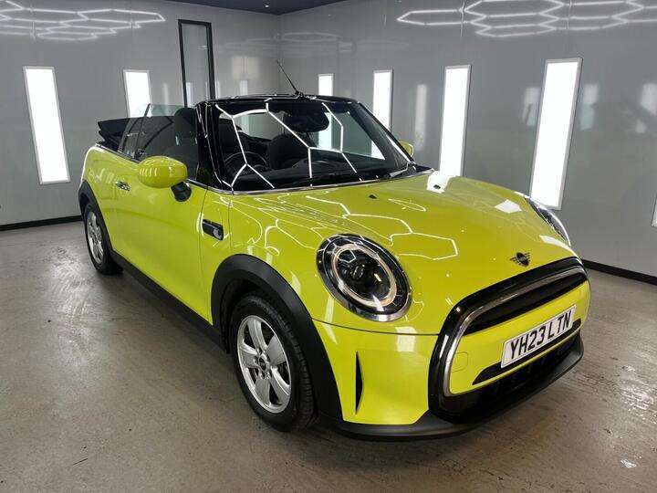 MINI Convertible 1.5 Cooper Classic Steptronic Euro 6 (s/s) 2dr