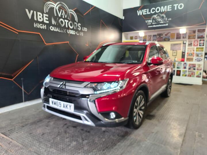 Mitsubishi Outlander 2.0 MIVEC Exceed CVT 4WD Euro 6 (s/s) 5dr