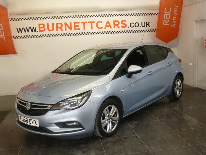 Vauxhall Astra 1.6 CDTi EcoTEC BlueInjection Design Euro 6 (s/s) 5dr