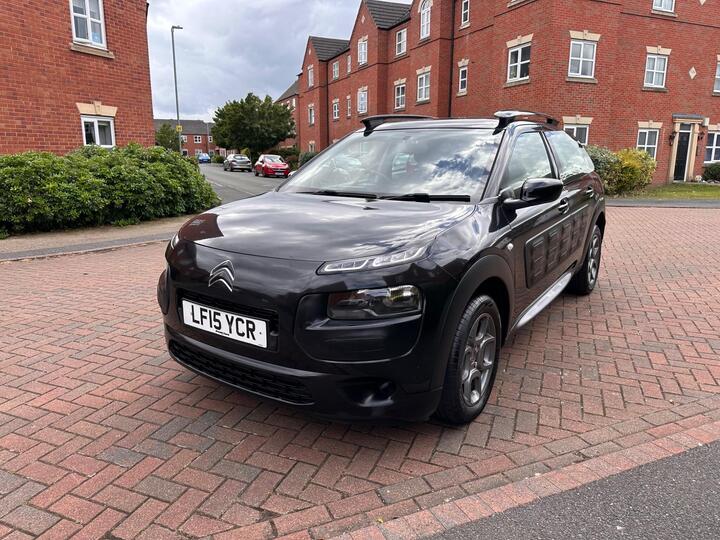 Citroen C4 Cactus 1.2 PureTech Feel Euro 6 5dr (Euro 6) Citroen C4 Cactus 1.2 PureTech Feel Euro 6 5dr (Euro 6)