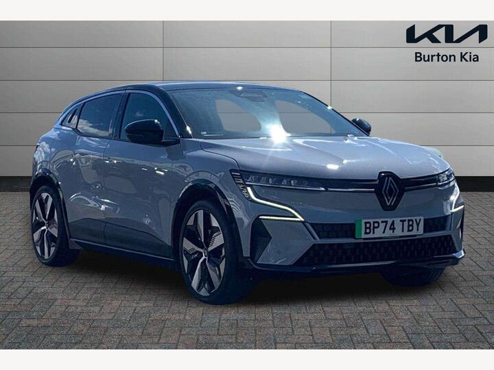 Renault Megane E-Tech Comfort Range 60kWh Techno Auto 5dr (22kW Charger) Renault Megane E-Tech Comfort Range 60kWh Techno Auto 5dr (22kW Charger)
