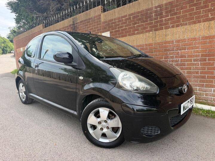Toyota AYGO 1.0 VVT-i Black Euro 4 3dr (AC)