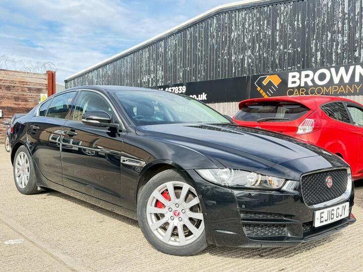 Jaguar XE 2.0d SE Auto Euro 6 (s/s) 4dr