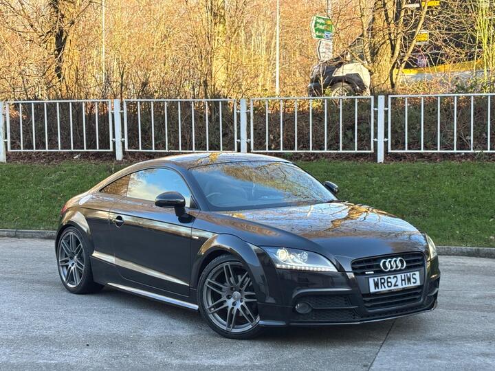 Audi TT 2.0 TDI Black Edition Quattro Euro 5 3dr