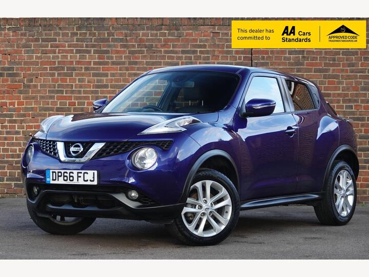Nissan Juke 1.6 N-Connecta XTRON Euro 6 5dr